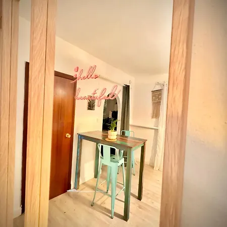 Apartment Cosy +netflix+24h Entry+silent Air Conditionning Malaga