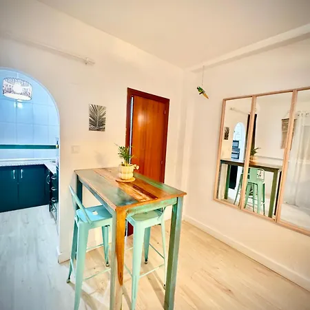 Cosy +netflix+24h Entry+silent Air Conditionning * Malaga