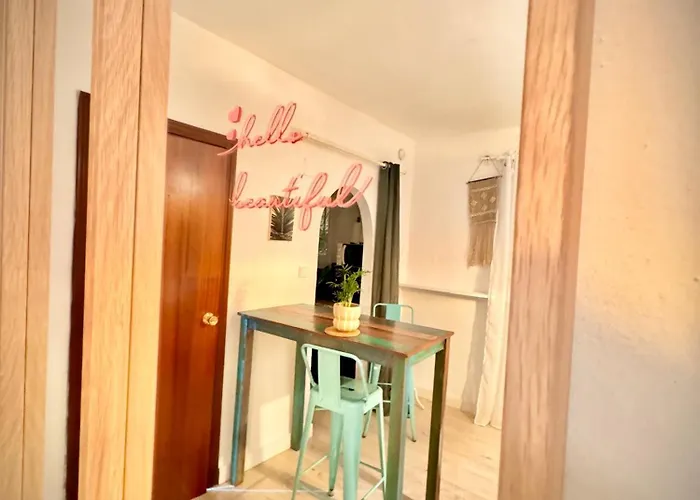 アパート Cosy +netflix+24h Entry+silent Air Conditionning マラガ